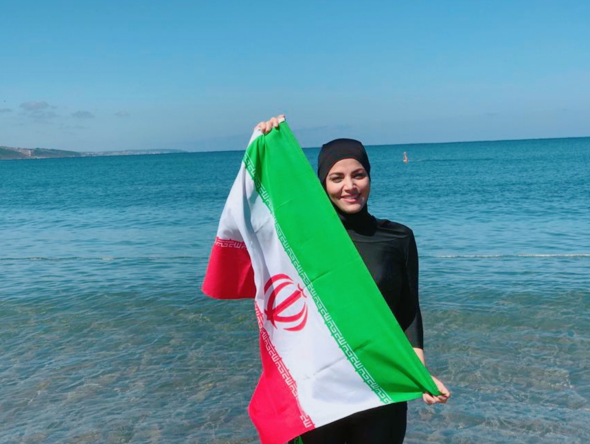 اکرم کناری‌دیل رکورد دار شنای استقامت ایران