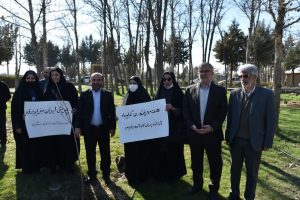 غرس ۹۳ درخت به یاد ۹۳ معلم شهید در کردان همزمان با هفته منابع طبیعی