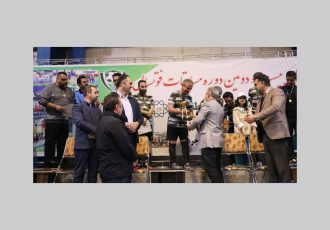 برگزاری اختتامیه بیست و دومین مسابقات فوتسال کارکنان با حضور شهردار منطقه ۱۵